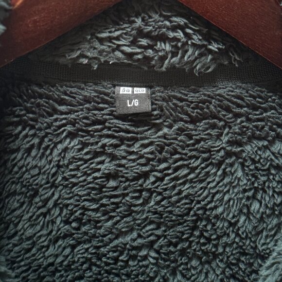🌲 Uniqlo Fluffy Yarn Fleece Full-Zip Jacket | Size L - Picture 7 of 8